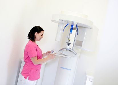 Digitales Röntgen in der Zahnarztpraxis Dr. Gerstenkamp in Hann. Münden